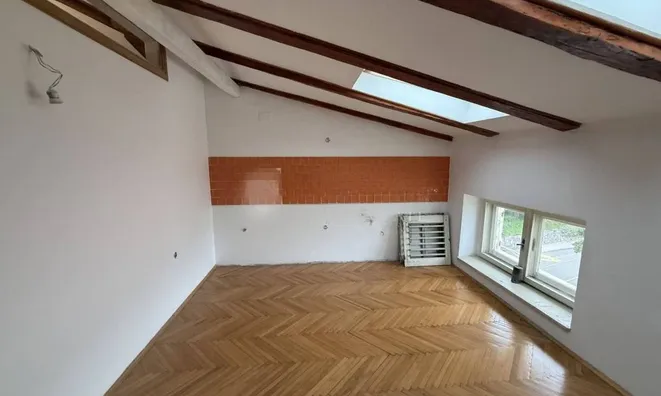 Недвижимость Apartment in the center of Opatija: 2