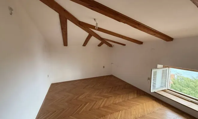 Недвижимость Apartment in the center of Opatija: 5