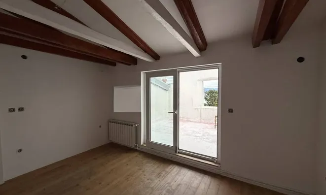 Недвижимость Apartment in the center of Opatija: 13