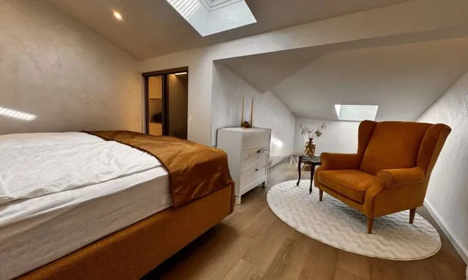 Недвижимость Three-room apartment in the center: 21