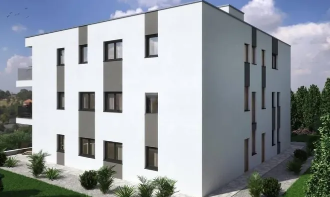 Недвижимость Four-room apartment Center: 8
