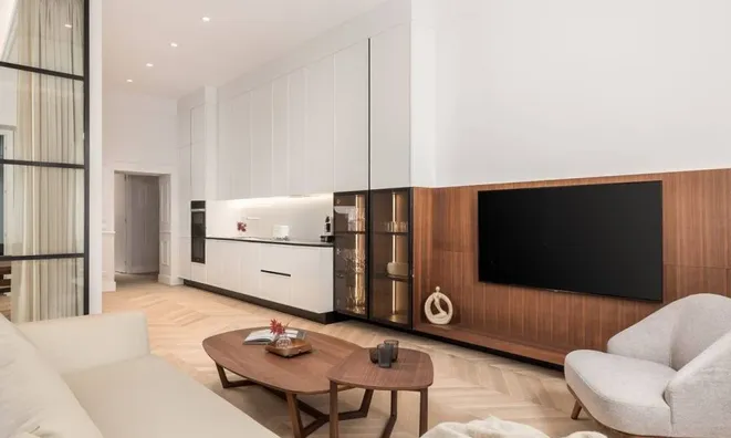 Недвижимость Three-room apartment in Opatija: 1
