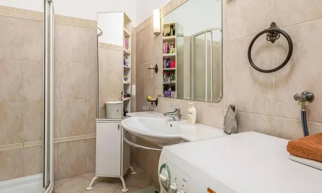 Недвижимость Two-room apartment in the Center: 8