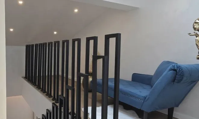 Недвижимость Three-room apartment, city center: 10