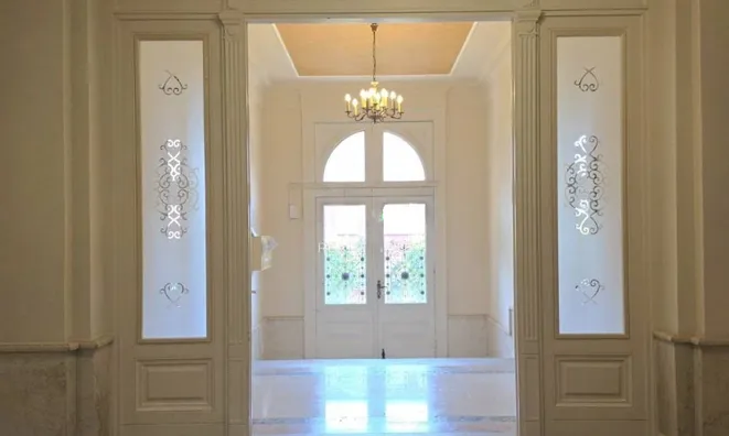 Недвижимость Three-room apartment, city center: 21