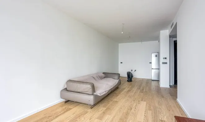 Недвижимость Two-room apartment in the center: 4