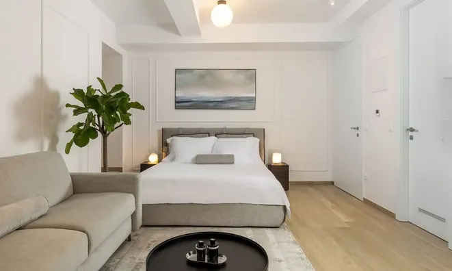 Недвижимость Two-room apartment in the center: 2
