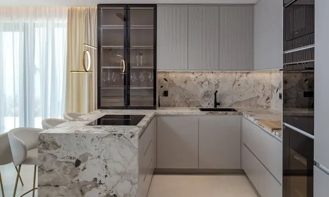 Недвижимость Three-room apartment Center: 14
