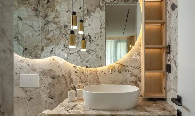 Недвижимость Three-room apartment Center: 23