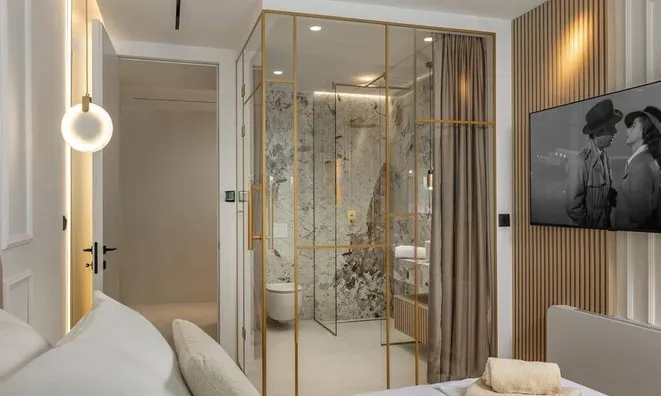 Недвижимость Three-room apartment Center: 26