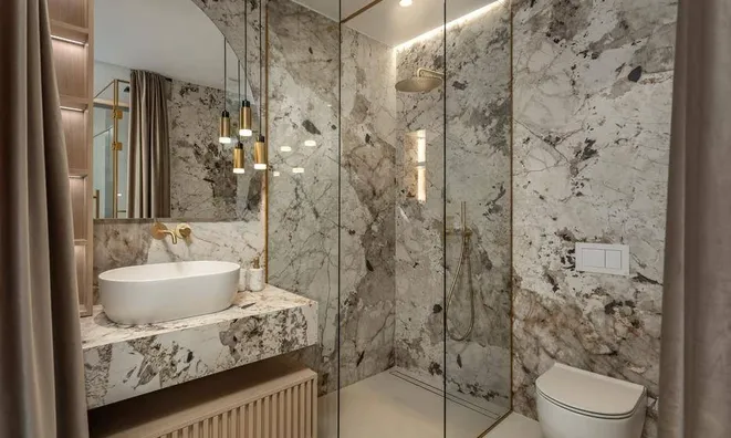 Недвижимость Three-room apartment Center: 28
