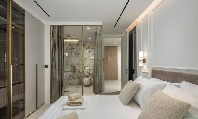 Недвижимость Three-room apartment Center: 29