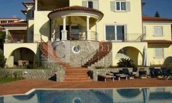 Недвижимость Family house in Pobri: 10