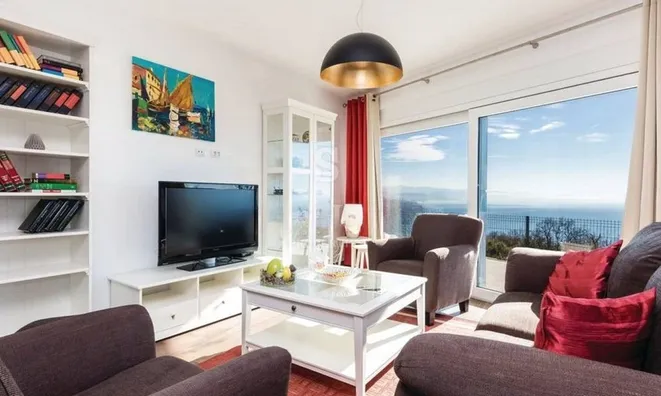 Недвижимость Four-room apartment, Opatija: 1