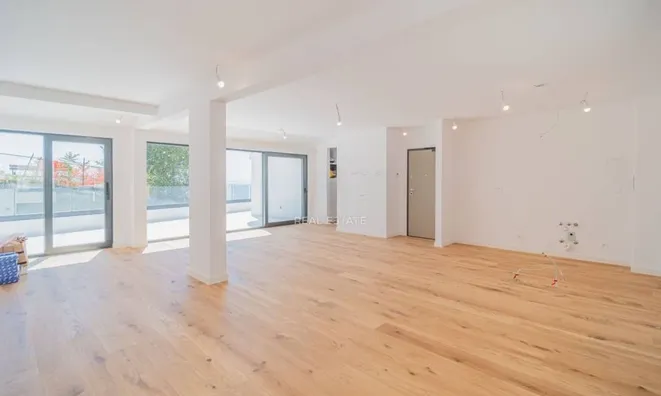 Недвижимость Apartment in the center of Opatija: 1