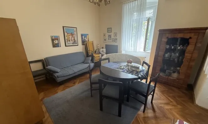 Недвижимость Two-room apartment in the city center: 2