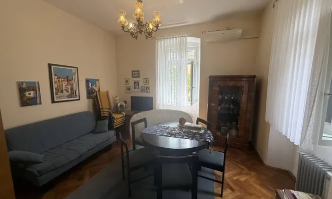 Недвижимость Two-room apartment in the city center: 4