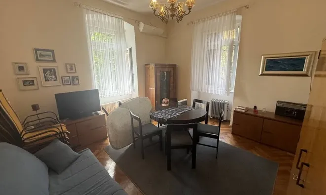 Недвижимость Two-room apartment in the city center: 5