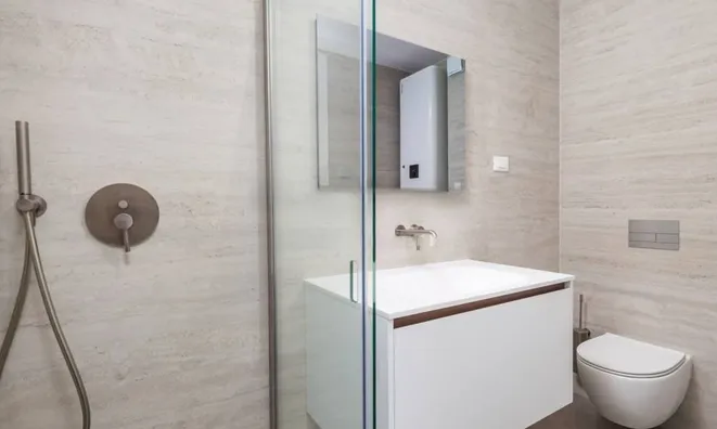 Недвижимость Three-room apartment in the Center: 16