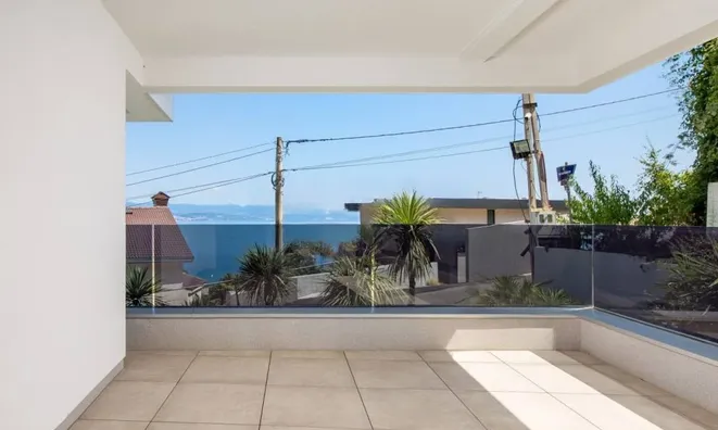 Недвижимость Three-bedroom apartment in the center of Opatija: 6