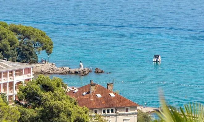 Недвижимость Three-bedroom apartment in the center of Opatija: 9