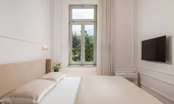 Недвижимость Two-room apartment in the center of Opatija: 2