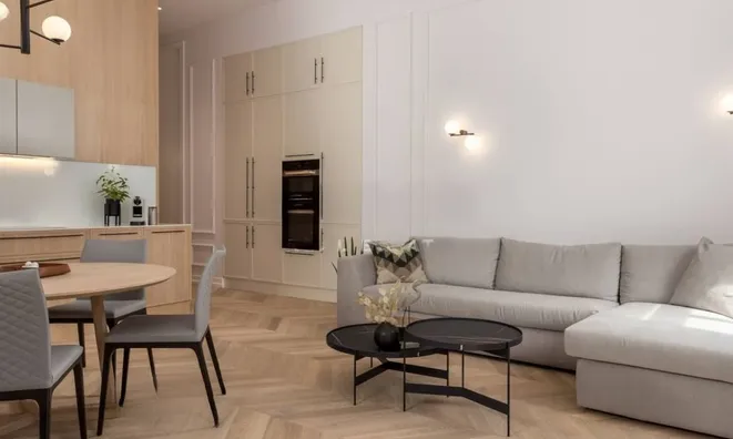 Недвижимость Two-room apartment in the center of Opatija: 6