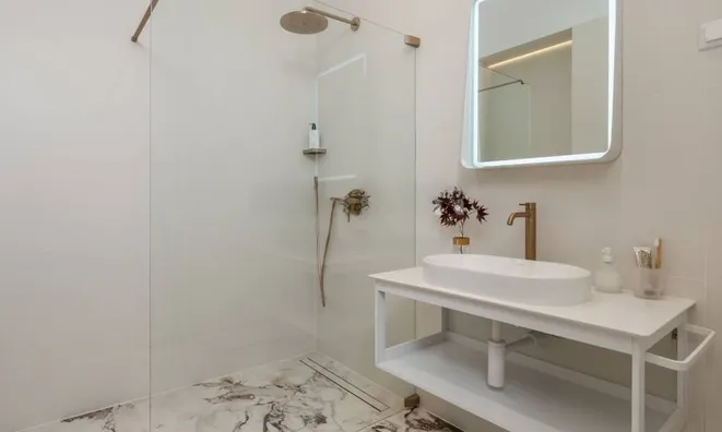 Недвижимость Two-room apartment in the center of Opatija: 13