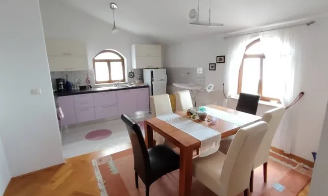 Недвижимость Семейный дом 394 м² Опатия: 4