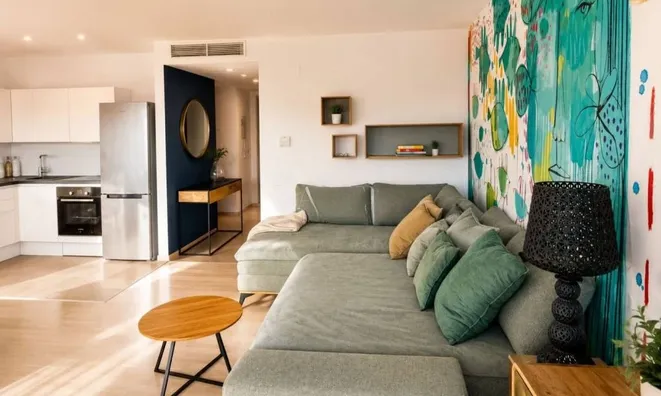 Недвижимость Two-room apartment in the center: 5
