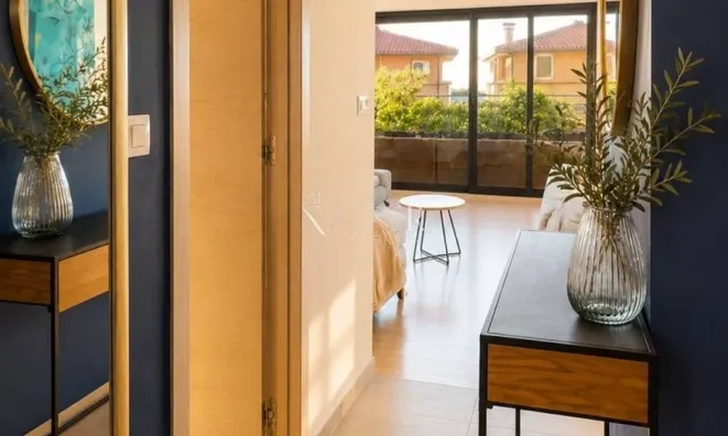 Недвижимость Two-room apartment in the center: 7