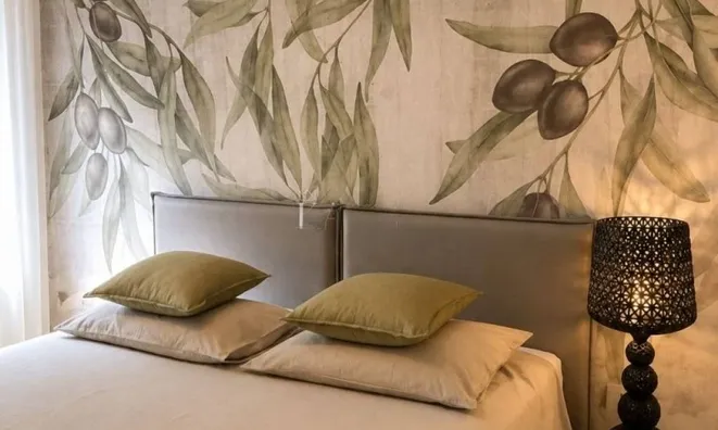 Недвижимость Two-room apartment in the center: 9