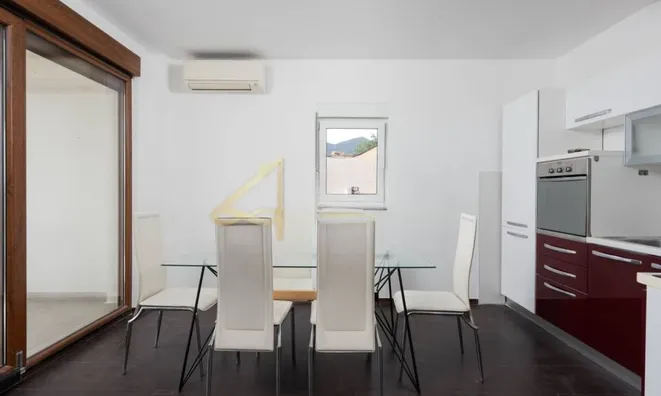 Недвижимость Two-room apartment Opatija: 4