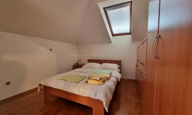 Недвижимость Four-room apartment: 6