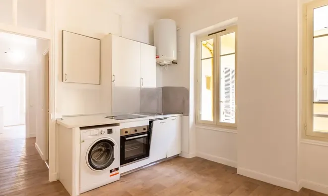 Недвижимость Apartment Monaco, Port: 3