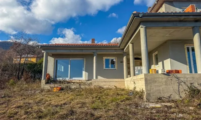 Недвижимость Коттедж 250 м², новострой, Запад, Опатия: 25
