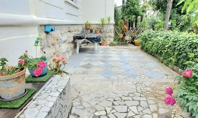 Недвижимость Two-room apartment Downtown: 7