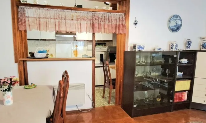 Недвижимость Two-room apartment Downtown: 10