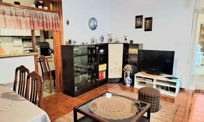 Недвижимость Two-room apartment Downtown: 11