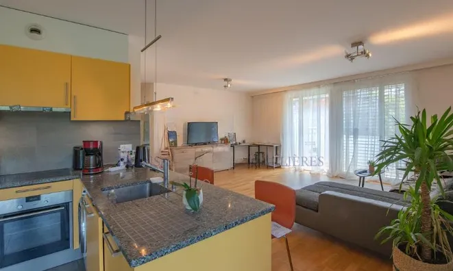 Недвижимость Apartment 3 rooms: 5
