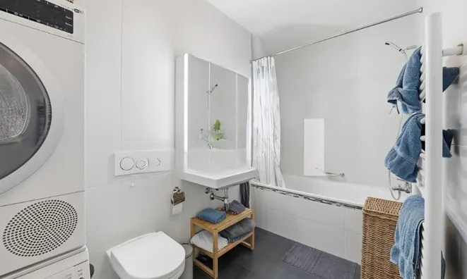 Недвижимость Apartment 5 rooms: 9