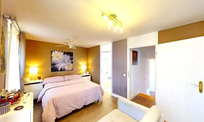 Недвижимость Row house 7 rooms: 3