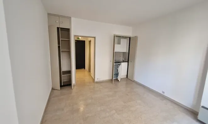 Недвижимость Apartment Monaco, La Rousse Saint Roman: 2