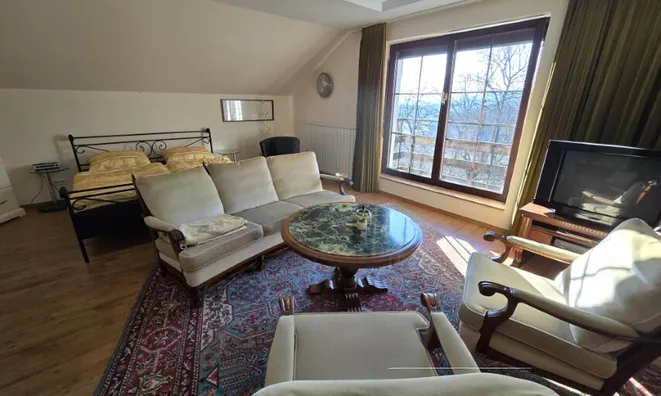 Недвижимость Remshnik Estate, Farm.: 17