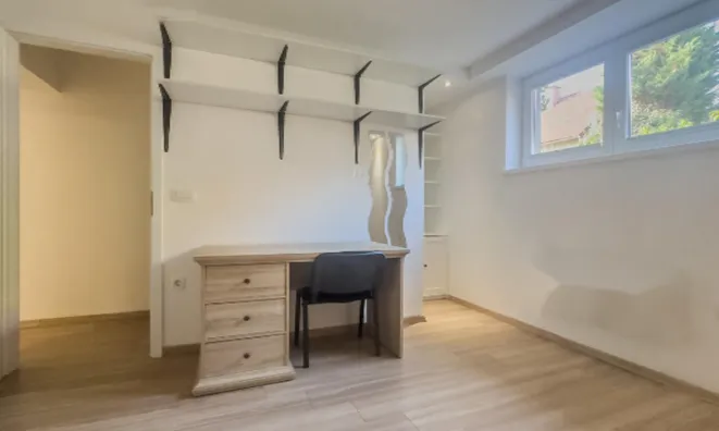 Недвижимость Трёхкомнатная квартира в комплексе Бежиградский Двор: 13