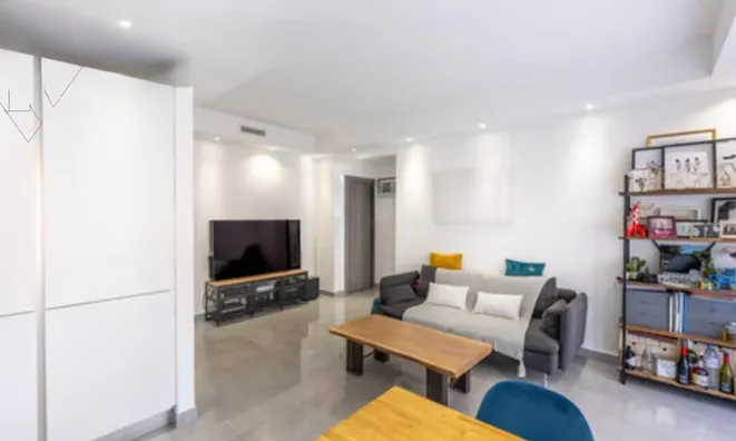 Недвижимость Apartment Monaco, Port: 2