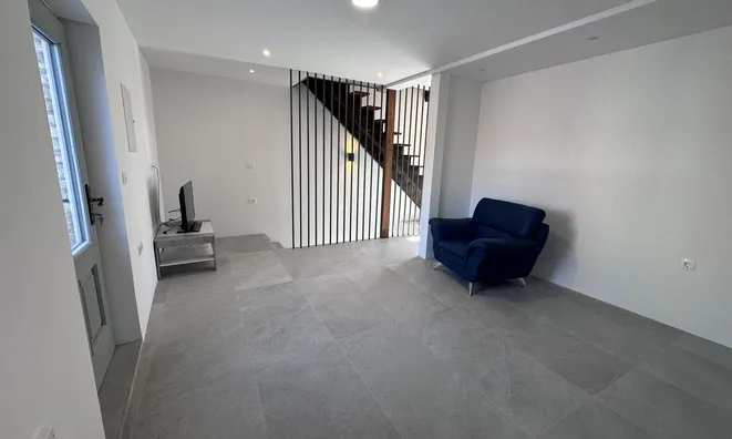 Недвижимость Three-room apartment in Izola: 21