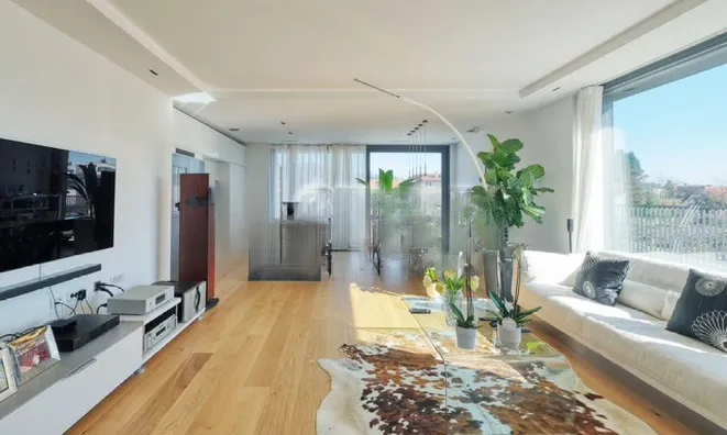 Недвижимость Apartment in the Pink Valley: 3
