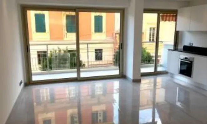 Недвижимость Apartment Monaco, Port: 2
