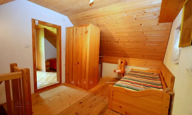 Недвижимость House, Ravnitsa: 21